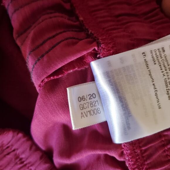 Adidas | Aeroready Magenta Shorts with Infinite Drawstring - Picture 10 of 10